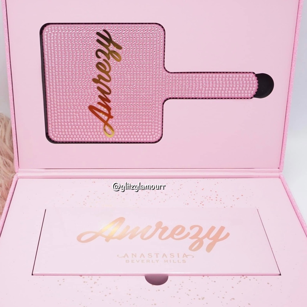 💖Amrezy x Anastasia Beverly Hills PR Package💖 - Picture 3 of 5